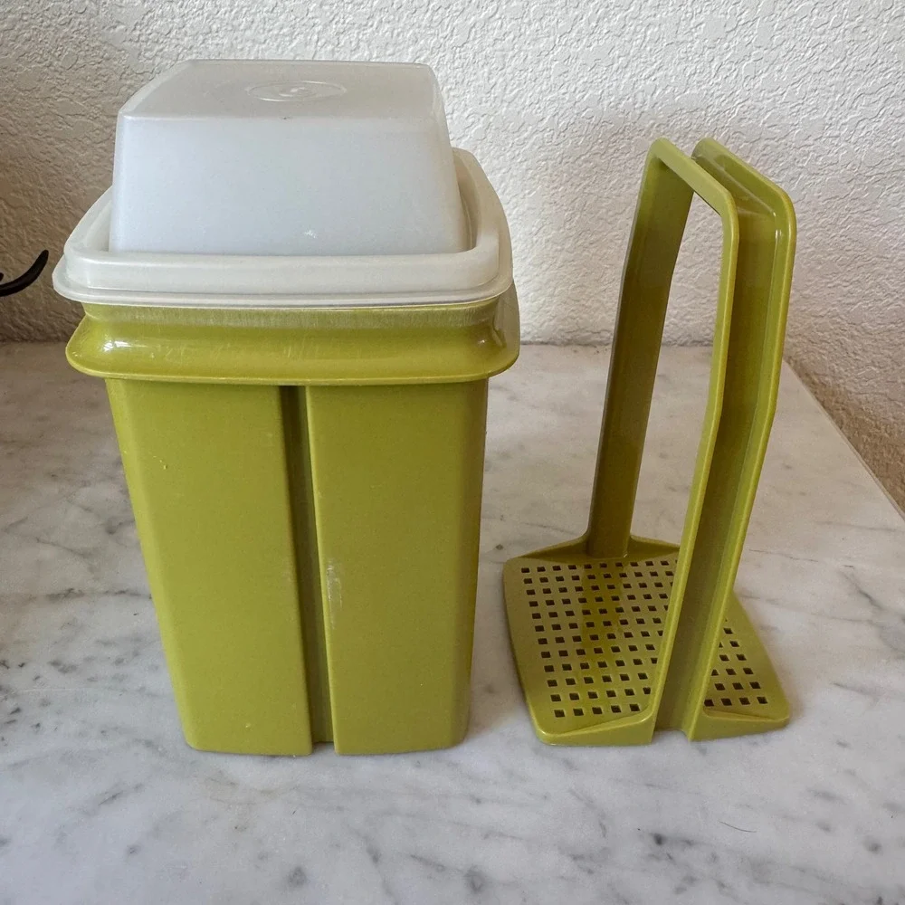 Vintage Tupperware Pickle A-Way Container Avocado Green Strainer Insert  1330-2